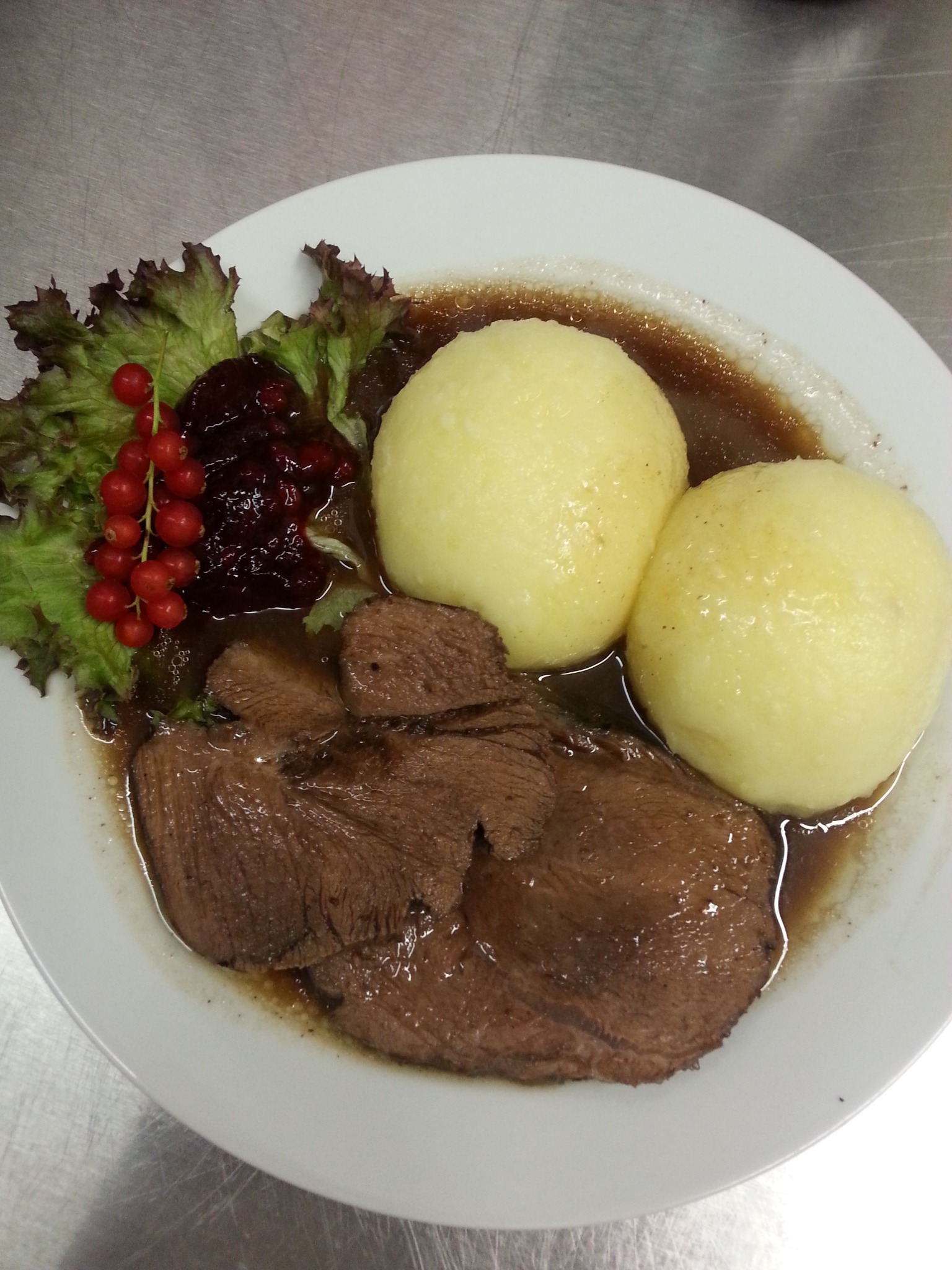 Wildschweinbraten mit Thüringer Klößen